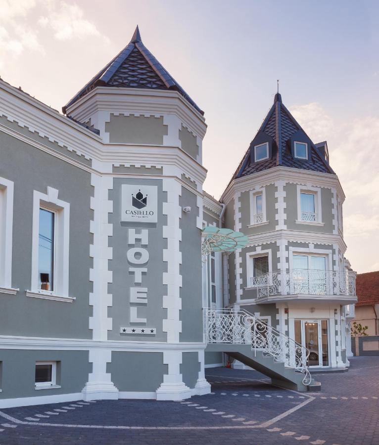 Castello Boutique Hotel Чачак Экстерьер фото