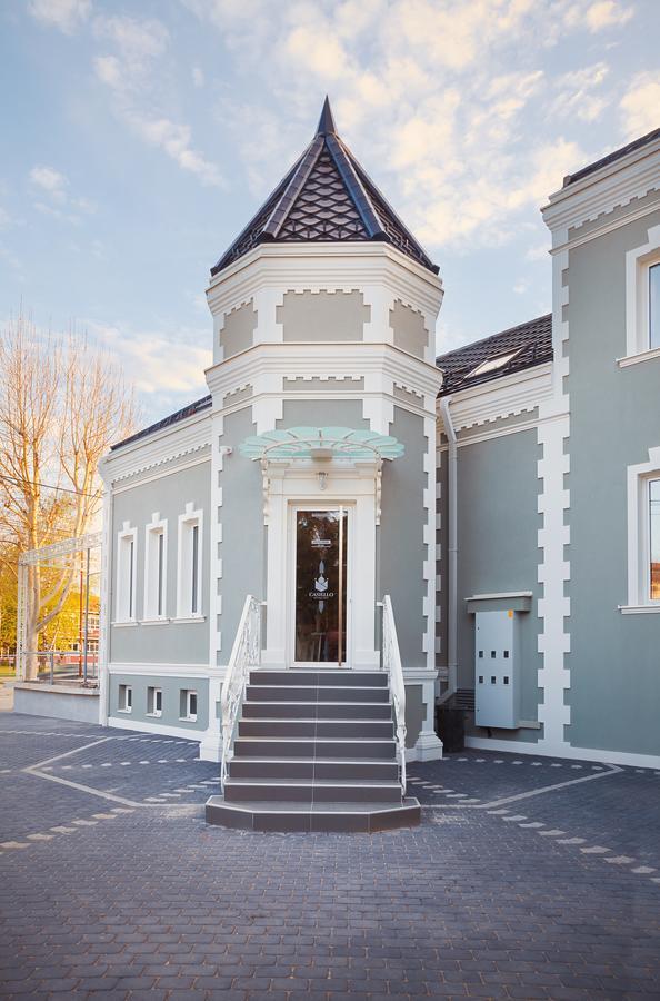 Castello Boutique Hotel Чачак Экстерьер фото